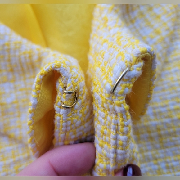 ❤️HOST PICK❤️ 3/$30 Ann Taylor.Loft Blazer 8P - Picture 8 of 11